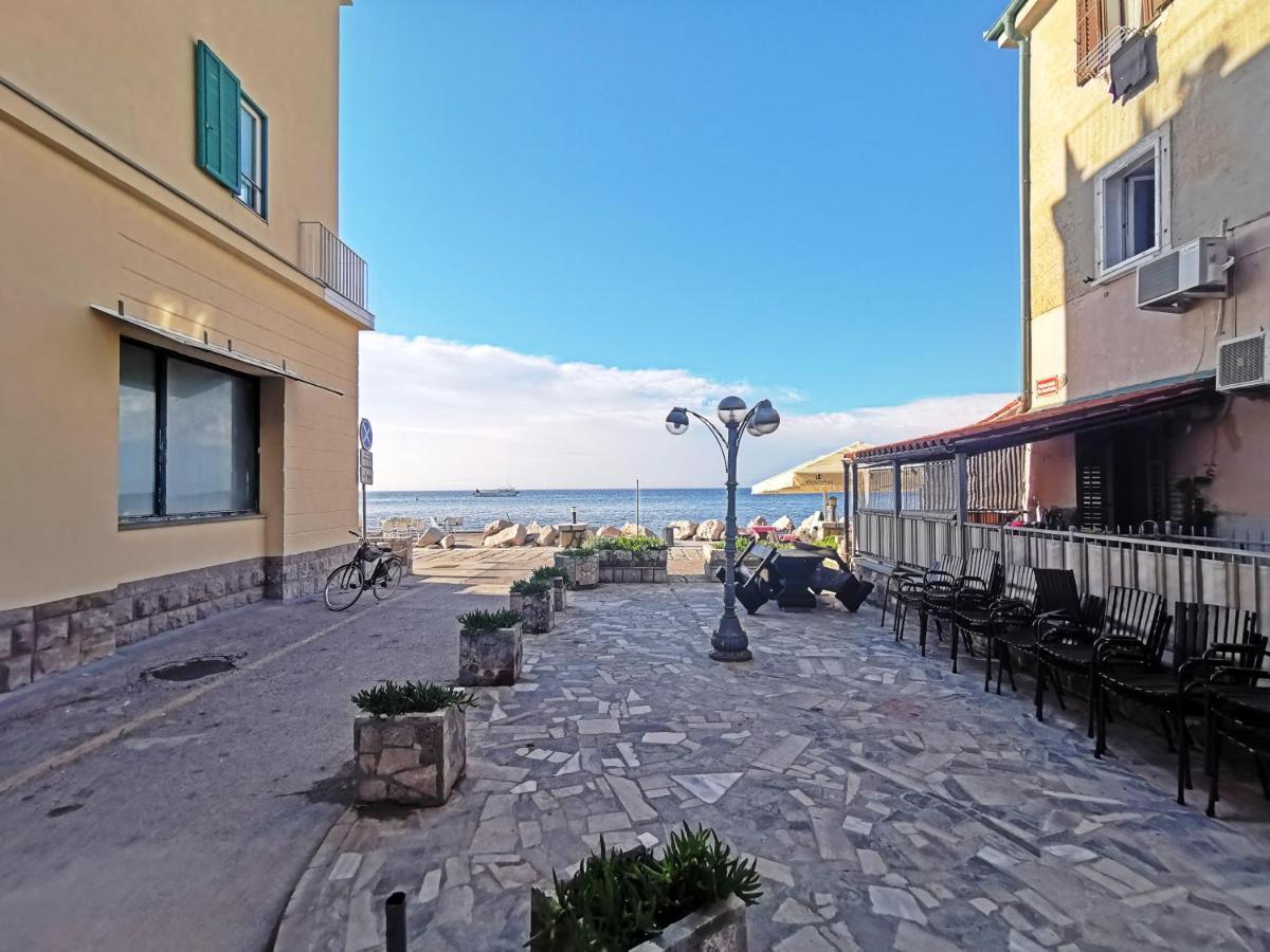 Ribiska Hisa - Old Piran Fisherman'S House Dış mekan fotoğraf